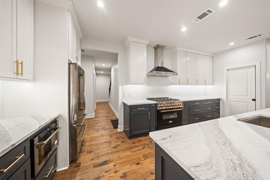 Furnished interior view inside a new home in , Willis (Image 12).