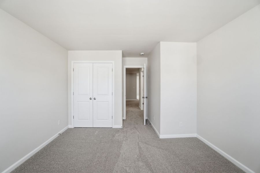 Spacious, unfurnished interior of a new home in Arbor Chase, Clover (Image 20).