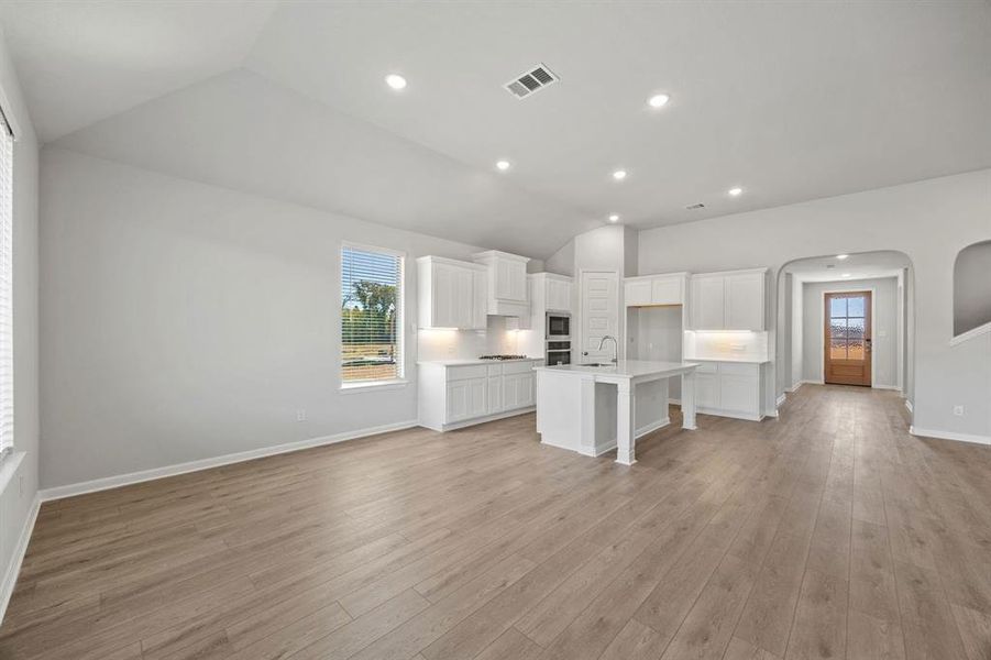 7-web-or-mls-3517-kingdom-dr 7-web-or-mls-3517-kingdom-dr