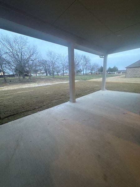 Exterior details and patio area of a home in Fannin Ranch, Leonard (Image 3).