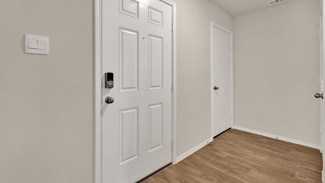 Image 27 representing the The Barton by D.R. Horton in Arroyo Ranch, Seguin, TX. Image 27 representing the The Barton by D.R. Horton in Arroyo Ranch, Seguin, TX.