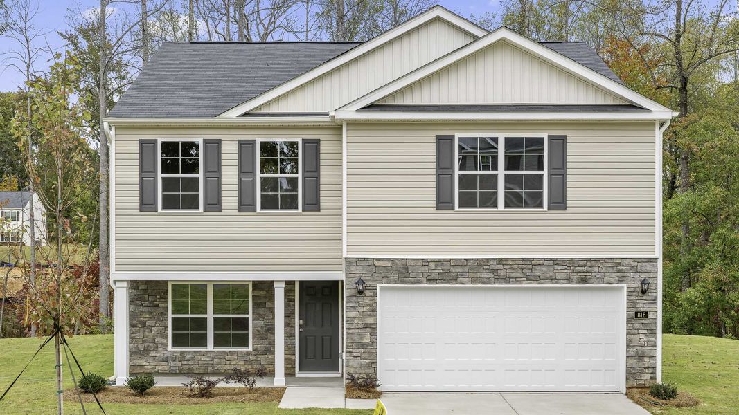 Front exterior of a new home in Owens Ridge, Lexington, NC, highlighting curb appeal (Image 1). Front exterior of a new home in Owens Ridge, Lexington, NC, highlighting curb appeal (Image 1).