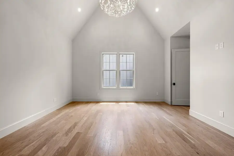 Spacious, unfurnished interior of a new home in , Newnan (Image 20).
