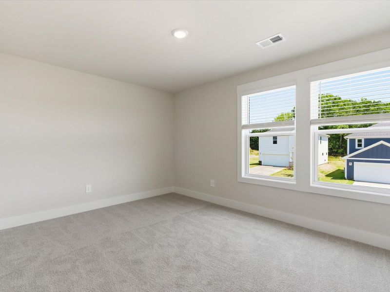 Spacious, unfurnished interior of a new home in Crossing at Abner Creek, Greer (Image 17). Spacious, unfurnished interior of a new home in Crossing at Abner Creek, Greer (Image 17).