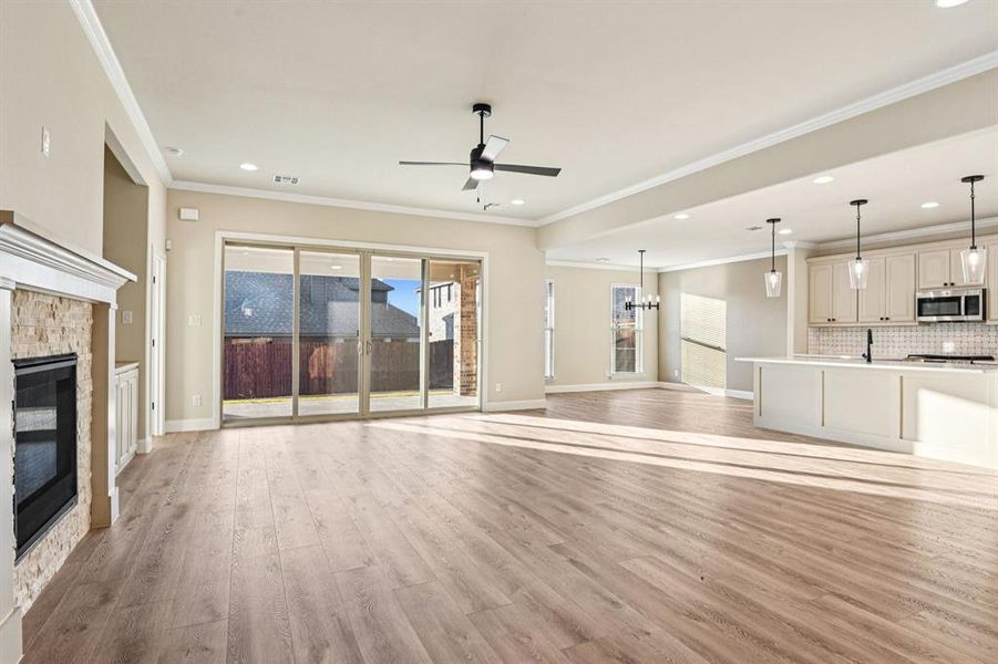 Spacious, unfurnished interior of a new home in , Alvarado (Image 34).