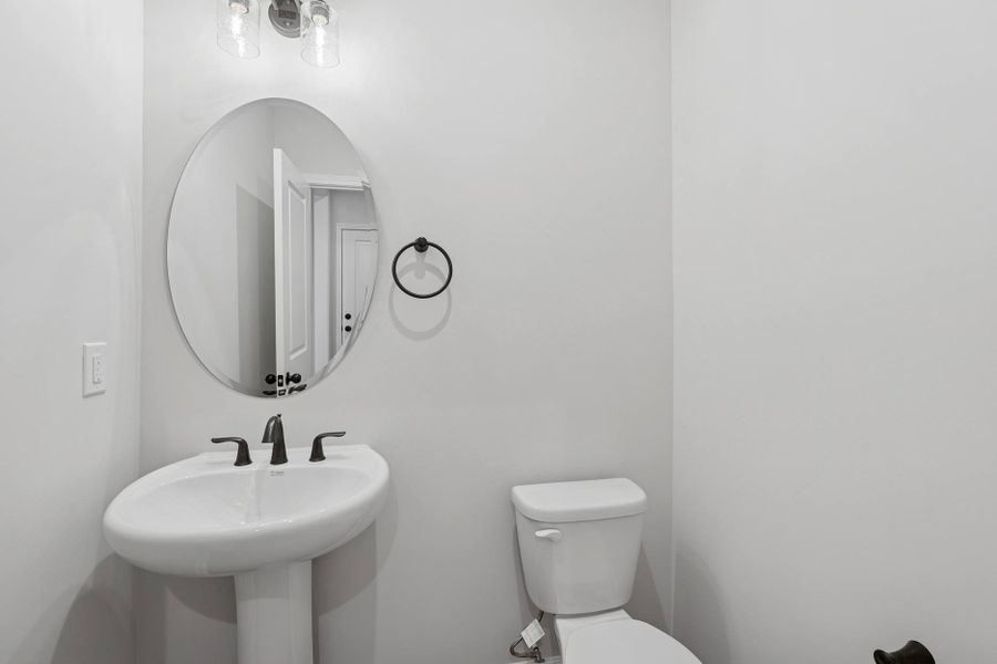 Representative furnished interior of a home built from the Wilson by Tri Pointe Homes in The Townes at NoVi, Pittsboro (Image 34).