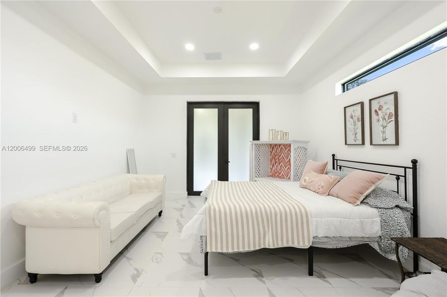 Furnished interior view inside a new home in , Clewiston (Image 8).