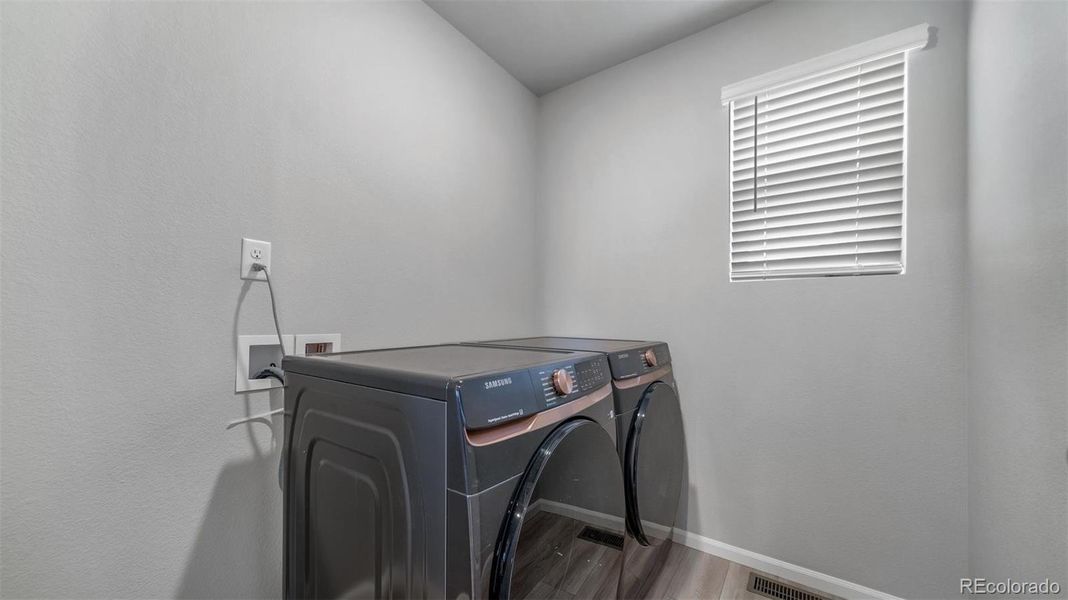 Furnished interior view inside a new home in , Aurora (Image 14).