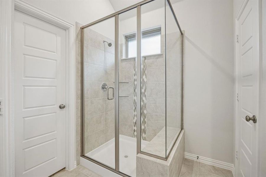 2205 Hazel Lily 2205 Hazel Lily