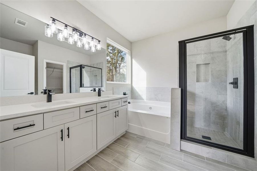 Furnished interior view inside a new home in , Conyers (Image 17).