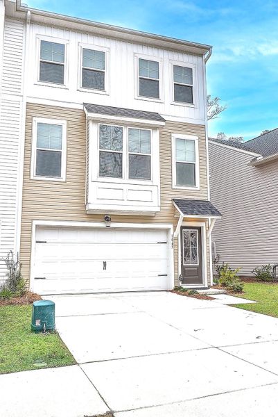 Front exterior of a new home in , Hanahan, SC, highlighting curb appeal (Image 2).