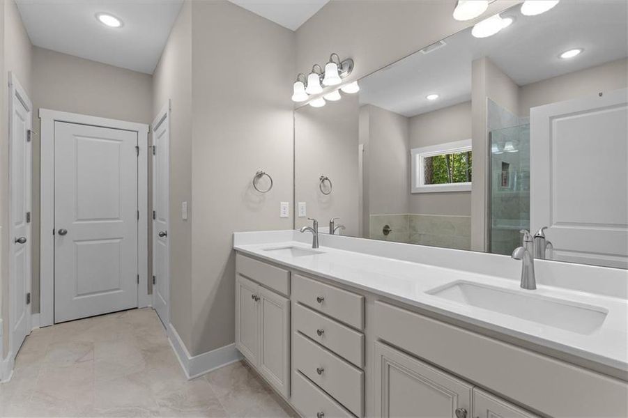 Furnished interior view inside a new home in , Villa Rica (Image 18).