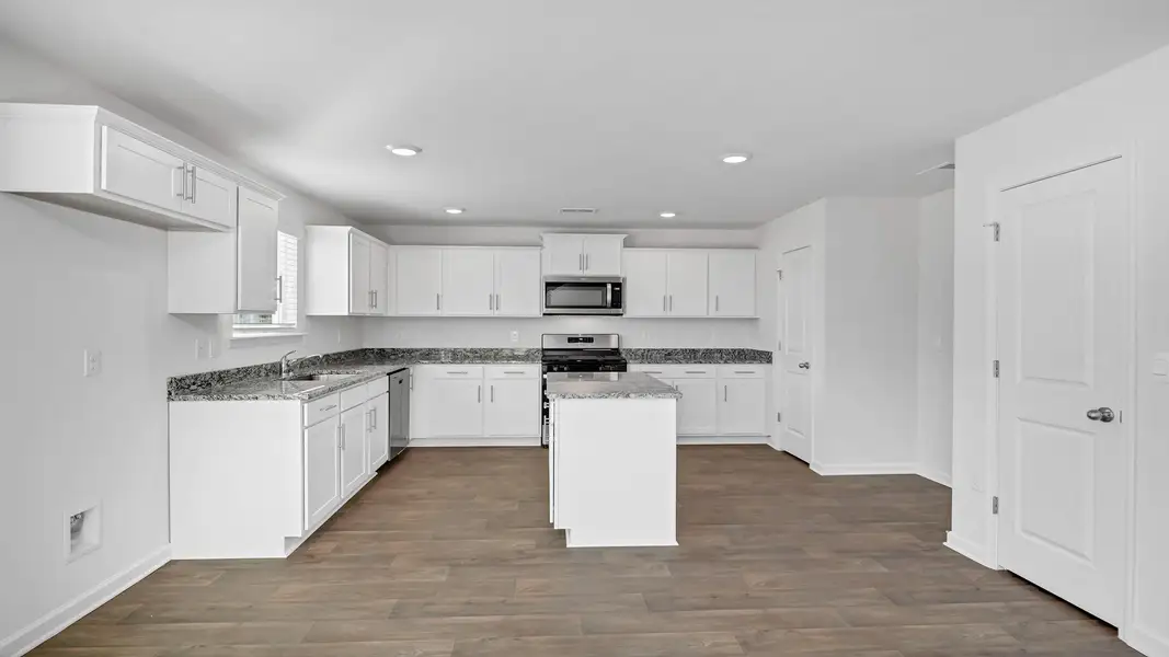 Image 28 of a home in Hunter's Branch.