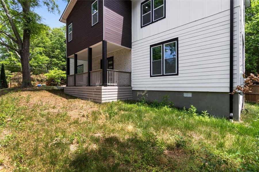 Exterior details and patio area of a home in , Atlanta (Image 25).