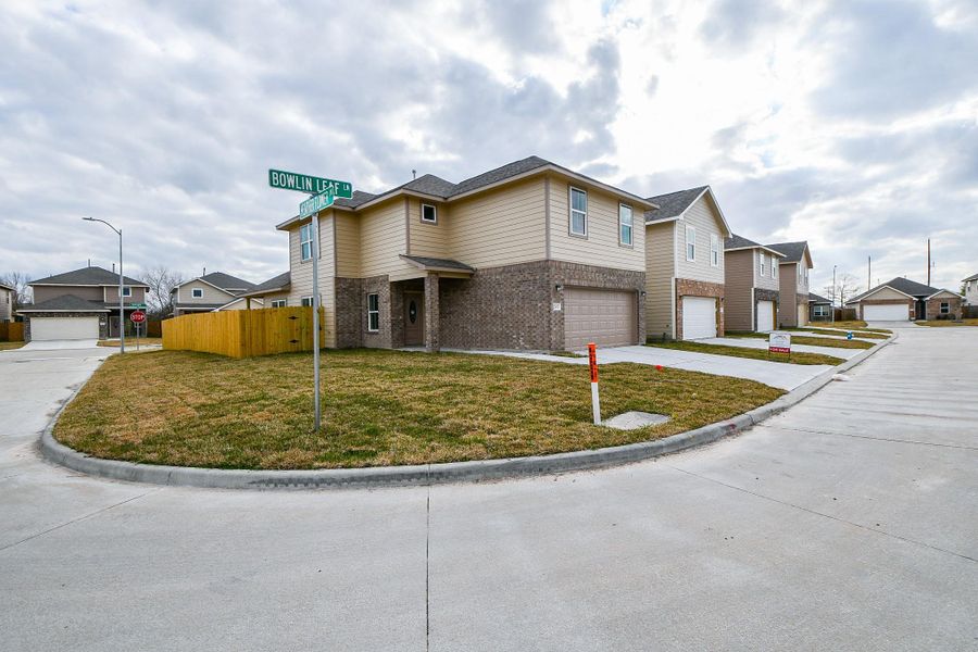 Front exterior of a new home in , Houston, TX, highlighting curb appeal (Image 17). Front exterior of a new home in , Houston, TX, highlighting curb appeal (Image 17).