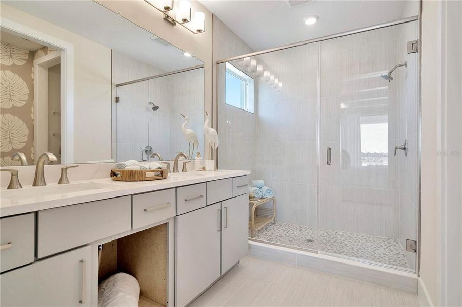 Furnished interior view inside a new home in , Wesley Chapel (Image 8).