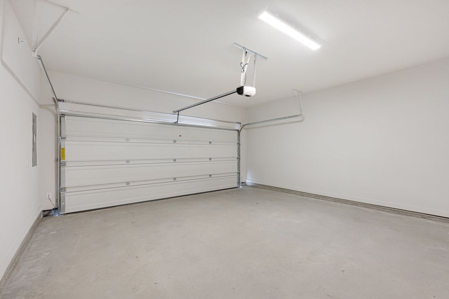 Spacious, unfurnished interior of a new home in Woodbridge Villas, Wylie (Image 37).