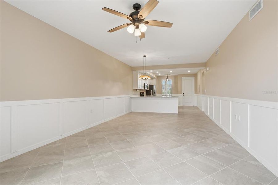 Spacious, unfurnished interior of a new home in , Punta Gorda (Image 38).