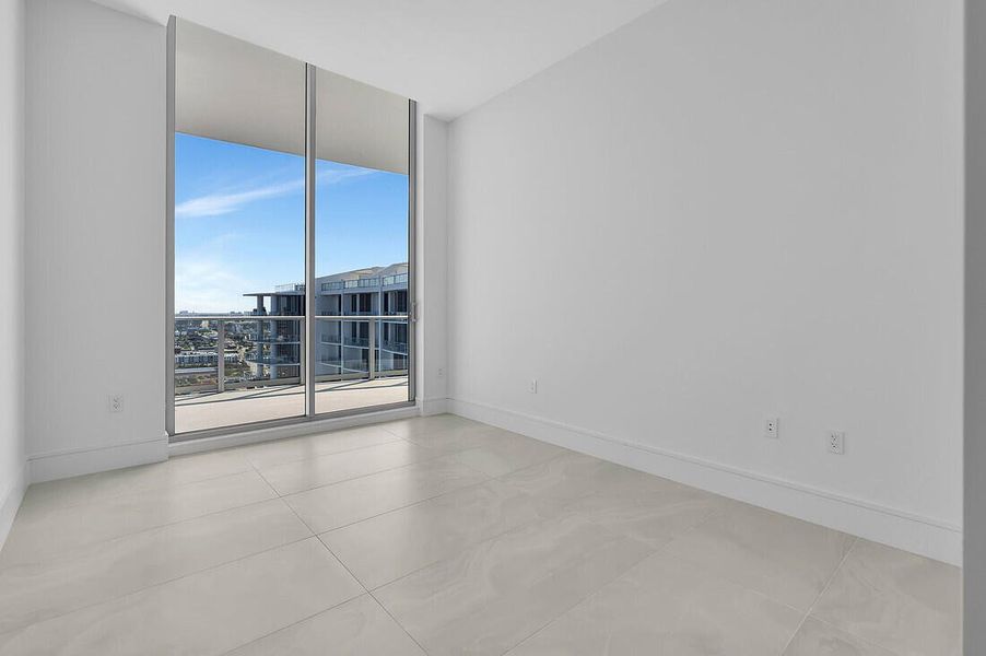 Nautilus 2411 Guest 1