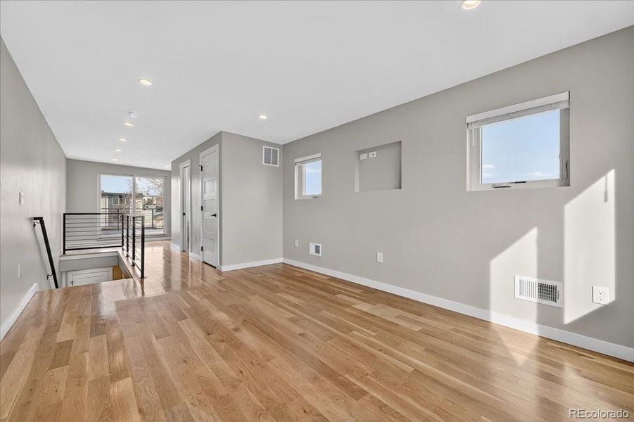 Spacious, unfurnished interior of a new home in , Denver (Image 22).