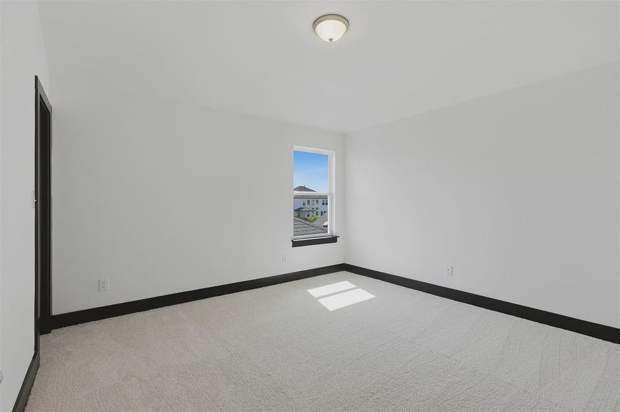 Representative unfurnished interior of a home built from the Bennington 2434 S 3CG by Saratoga Homes in Turnbo Ranch, Killeen (Image 14).