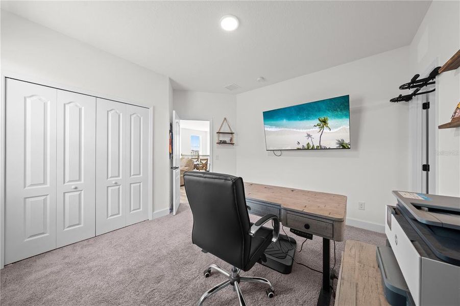 Furnished interior view inside a new home in Eden at Crossprairie, St. Cloud (Image 50).