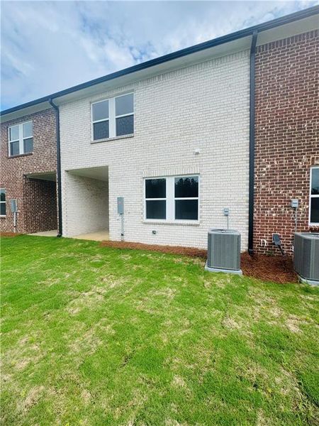 Exterior details and patio area of a home in Kendall Grove, McDonough (Image 3).