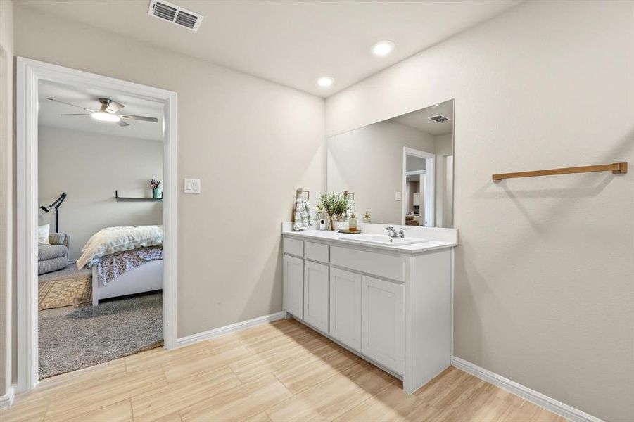 Furnished interior view inside a new home in Hickory Grove, Denton (Image 17).