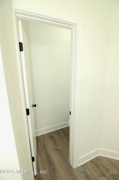 Spacious, unfurnished interior of a new home in , Jacksonville (Image 17).