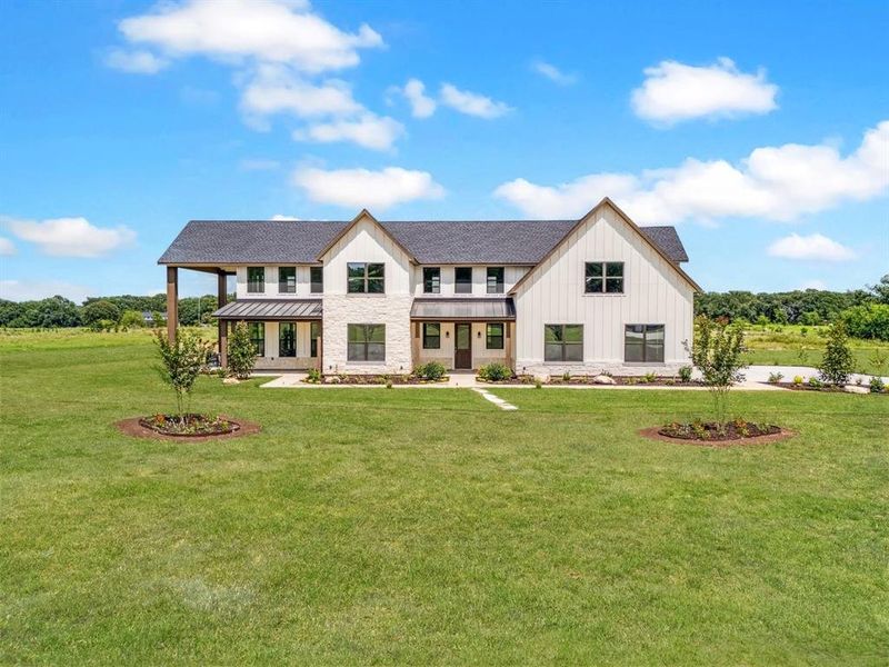 Front exterior of a new home in , Wills Point, TX, highlighting curb appeal (Image 27). Front exterior of a new home in , Wills Point, TX, highlighting curb appeal (Image 27).