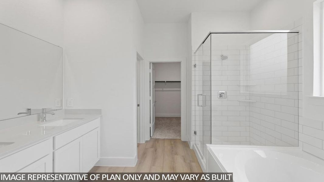 Furnished interior view inside a new home in Silverthorne, Conroe (Image 6).