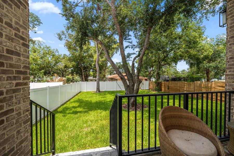 Front exterior of a new home in , Dunedin, FL, highlighting curb appeal (Image 27). Front exterior of a new home in , Dunedin, FL, highlighting curb appeal (Image 27).