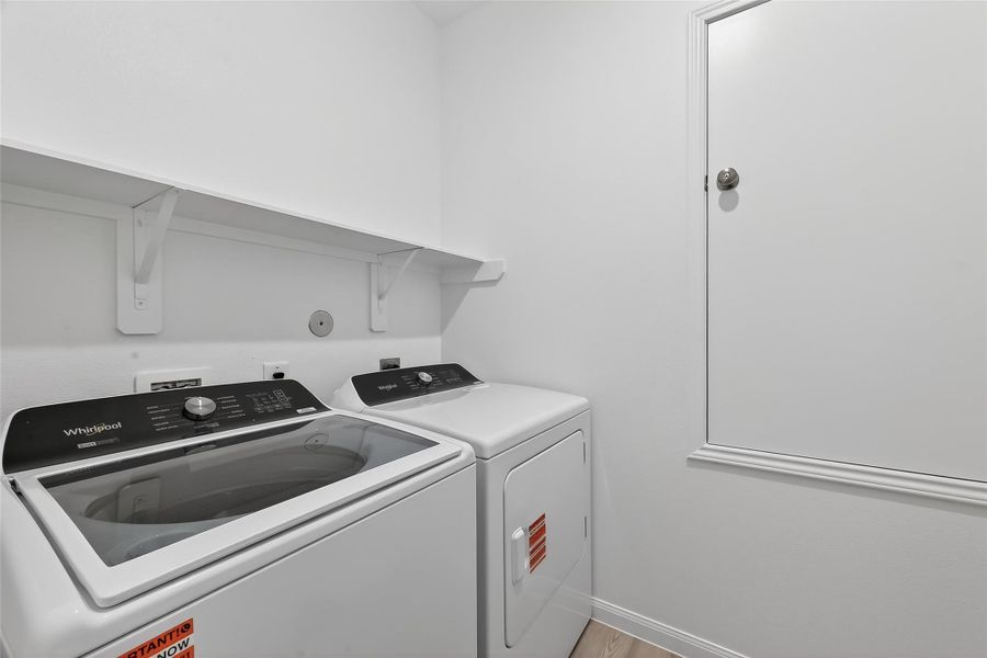 Washer and Dryer included! Washer and Dryer included!
