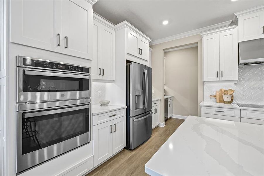 Furnished interior view inside a new home in Tiburon, Nokomis (Image 33).