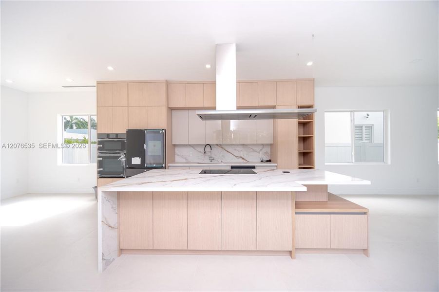 Furnished interior view inside a new home in , Doral (Image 33).