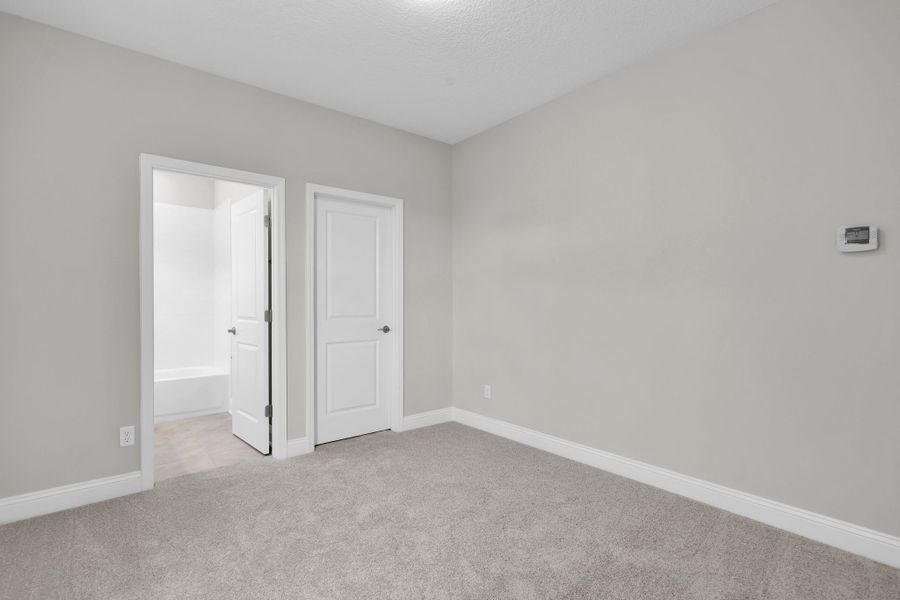 Representative unfurnished interior of a home built from the Naples by Riverside Homes in Mariposa at EverRange, Jacksonville (Image 37).