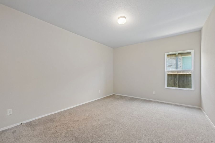 Spacious, unfurnished interior of a new home in Harrington Trails, New Caney (Image 23).