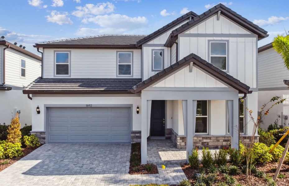 Coral Grand Exterior