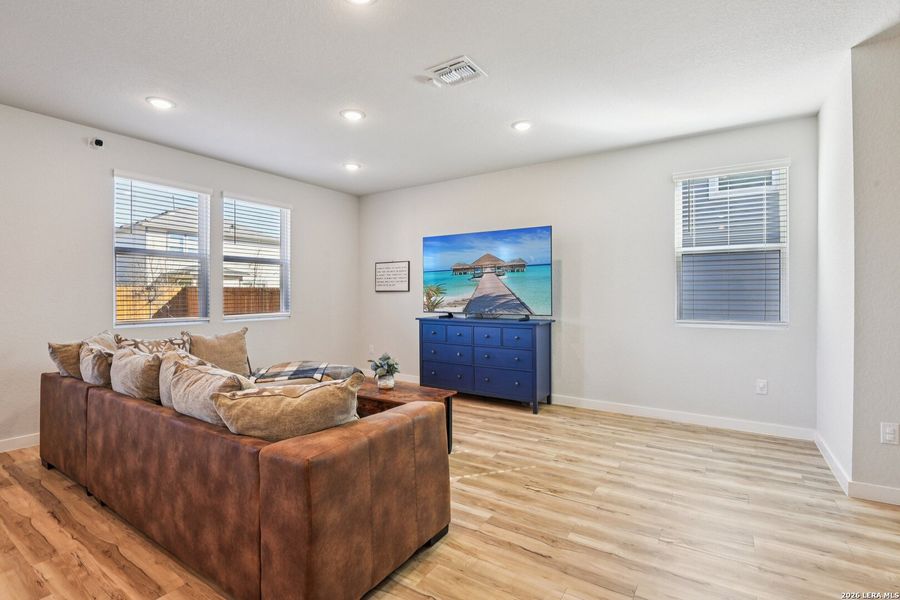 Furnished interior view inside a new home in Blue Ridge Ranch, San Antonio (Image 12).