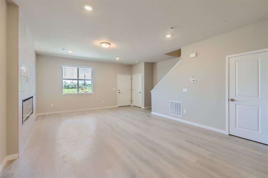 3br New Home in Longmont, CO. - Slide 2 3br New Home in Longmont, CO. - Slide 2