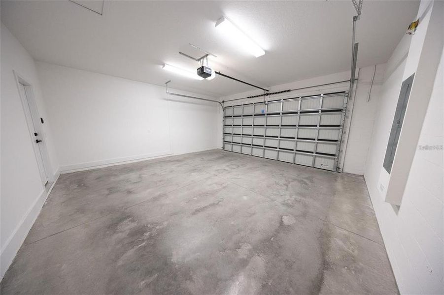Spacious, unfurnished interior of a new home in , Eagle Lake (Image 26). Spacious, unfurnished interior of a new home in , Eagle Lake (Image 26).