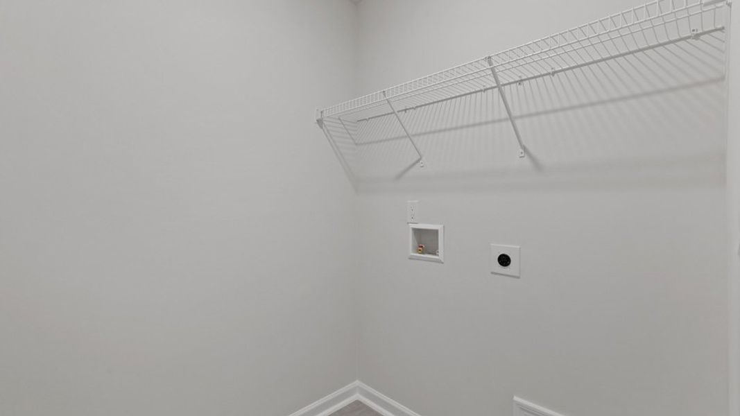 Spacious, unfurnished interior of a new home in Copper Run South, Durham (Image 23).