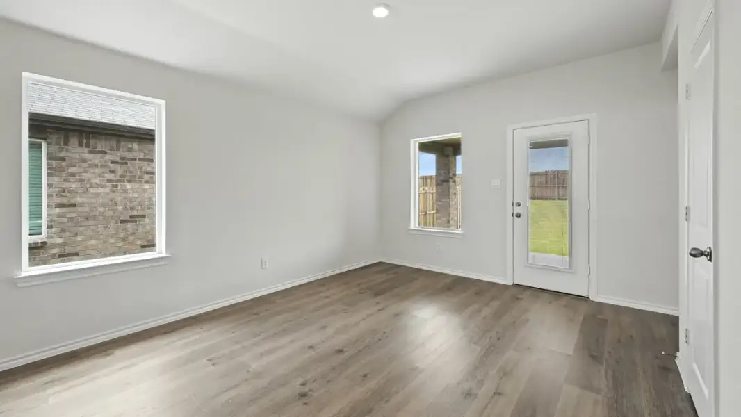 Spacious, unfurnished interior of a new home in Wildcat Ranch, Crandall (Image 23). Spacious, unfurnished interior of a new home in Wildcat Ranch, Crandall (Image 23).