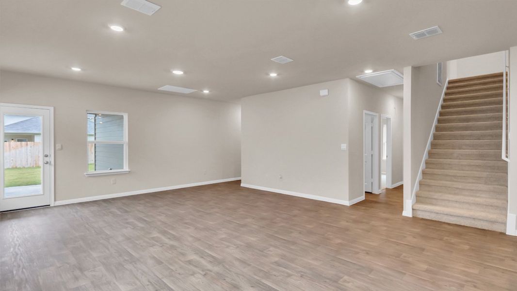 Spacious, unfurnished interior of a new home in Carillon, Manor (Image 14). Spacious, unfurnished interior of a new home in Carillon, Manor (Image 14).
