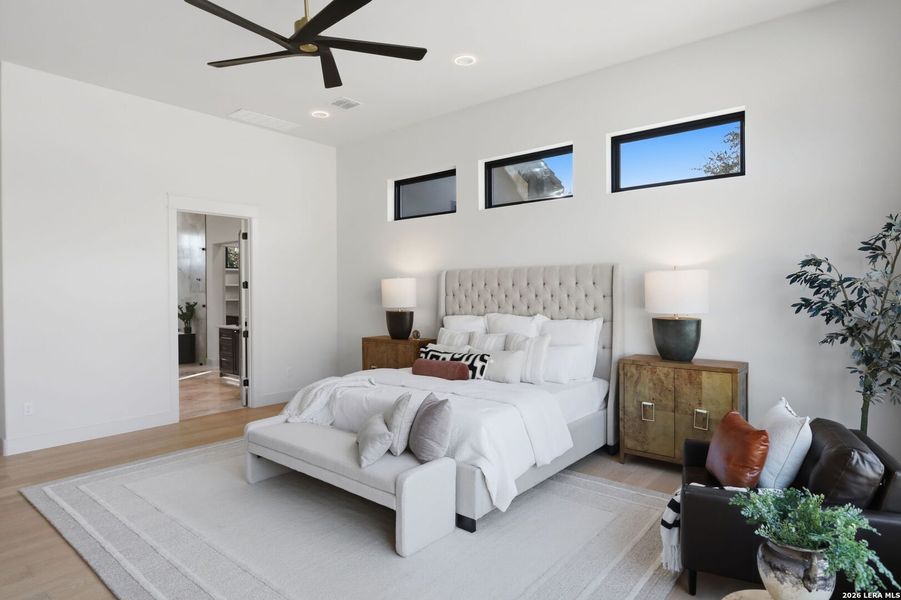 Furnished interior view inside a new home in , Boerne (Image 30).