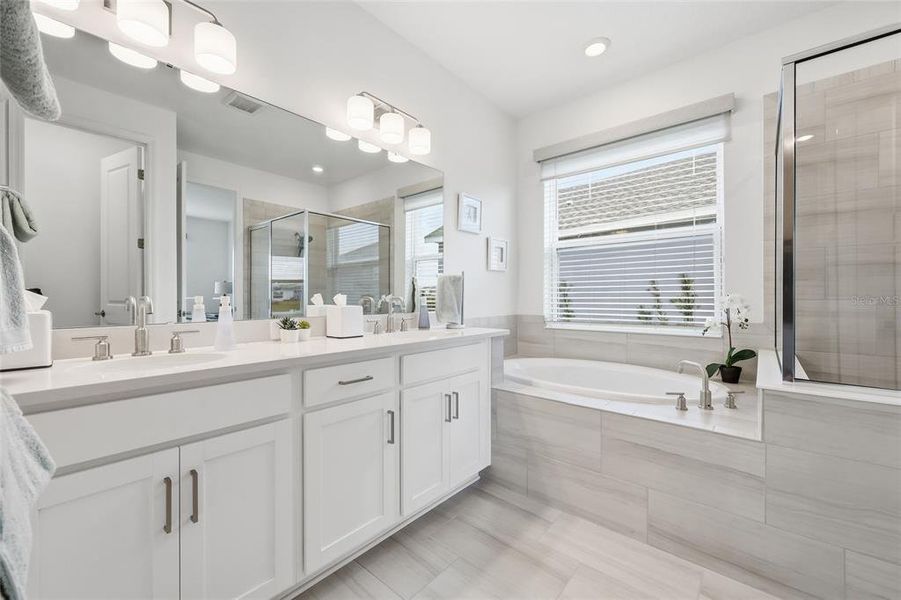 Furnished interior view inside a new home in Westview Community Group Page, Kissimmee (Image 11).