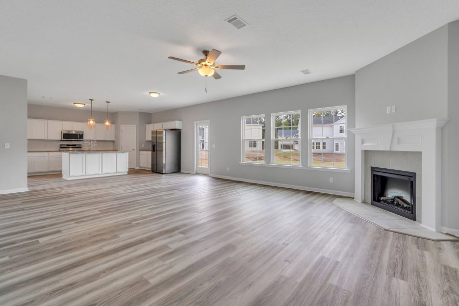 Representative unfurnished interior of a home built from the The Melwood by RTS Homes in Doctor's Creek, Ludowici (Image 32). Representative unfurnished interior of a home built from the The Melwood by RTS Homes in Doctor's Creek, Ludowici (Image 32).