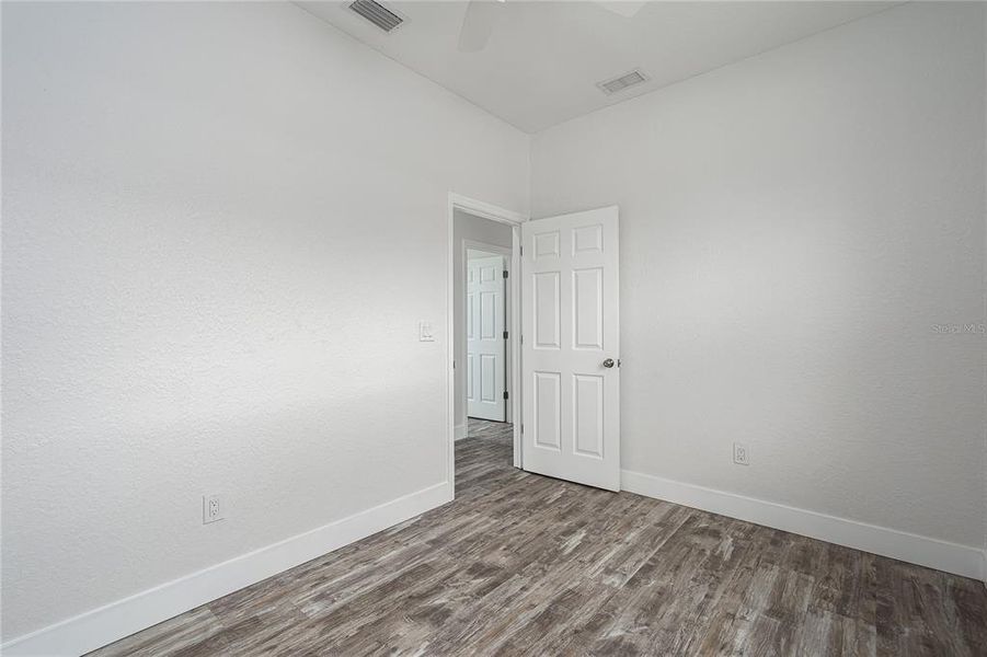 Spacious, unfurnished interior of a new home in , Palmetto (Image 12).
