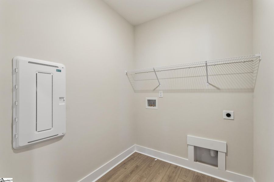 Spacious, unfurnished interior of a new home in Saratoga Oaks, Williamston (Image 36).