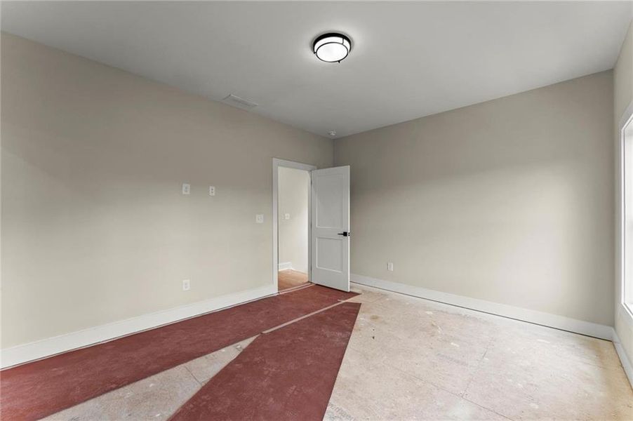 Spacious, unfurnished interior of a new home in West Town, Atlanta (Image 35).